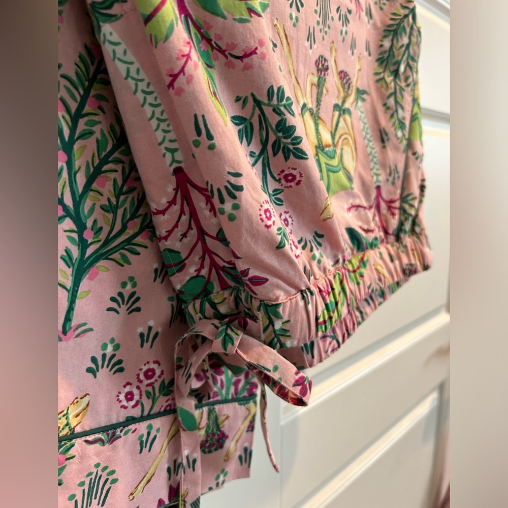 Printfresh cami set with cropped pants. Pink Camels Courtyard size Medium - Picture 6 of 12